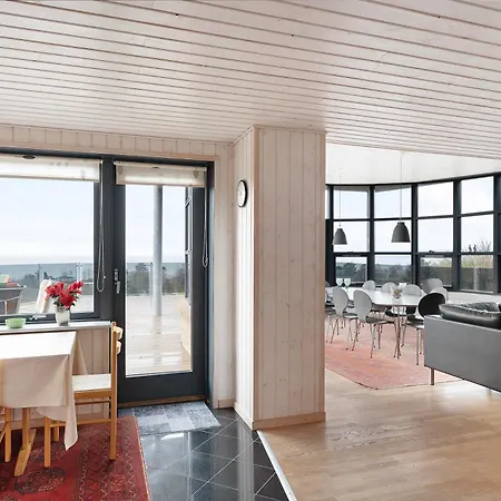In With 4 Bedrooms And Wifi Ebeltoft