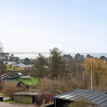 In With 4 Bedrooms And Wifi Ebeltoft